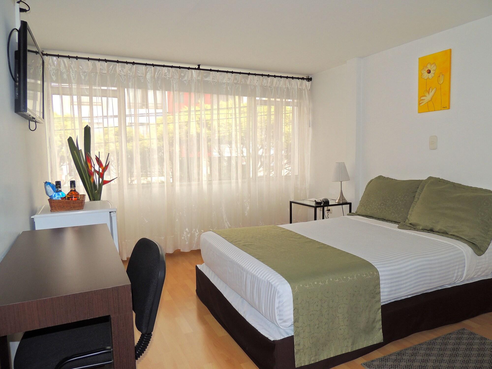 Hotel Portal De Milán Manizales Esterno foto