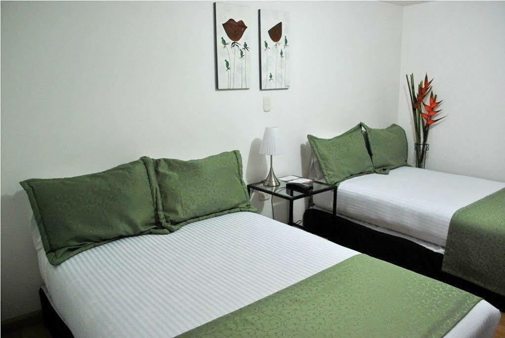 Hotel Portal De Milán Manizales Esterno foto